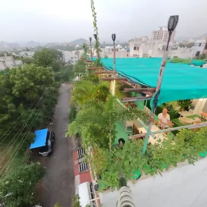 Choudhary White House Apartment Udaipur